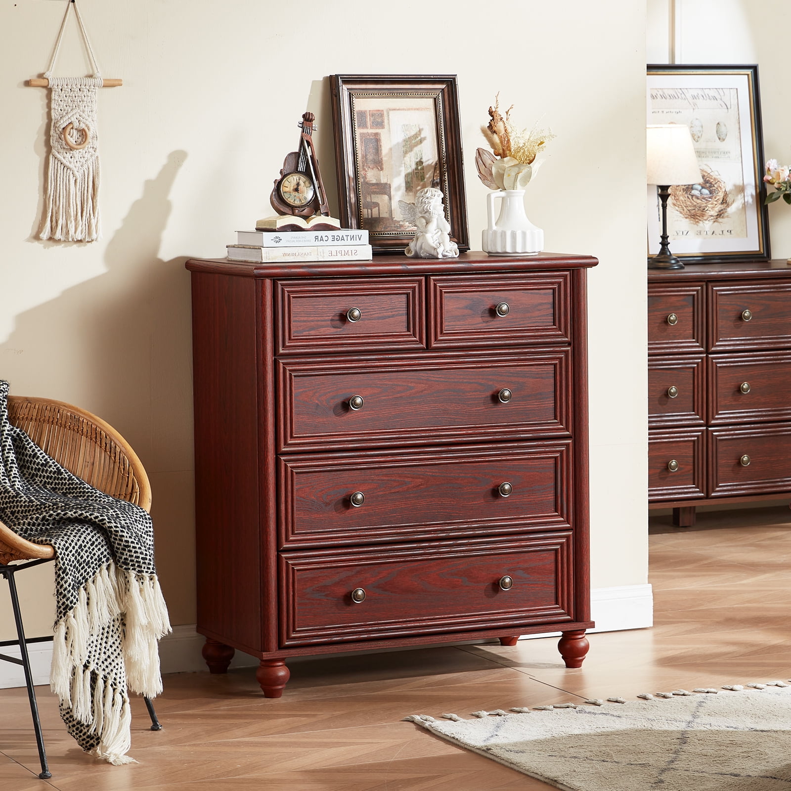 Farmhouse Red Oak Dresser of 5 Drawers, Dresser Chest with Easy Pull Handle for Bedroom, Living Room