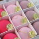 thumbnail image 4 of 12 Bolas Navideñas de Terciopelo Flocadas, Adornos Navideños de Plástico, Adornos Colgantes Decorativos para Árbol de Navidad, 36 Pulgadas, 4 of 7