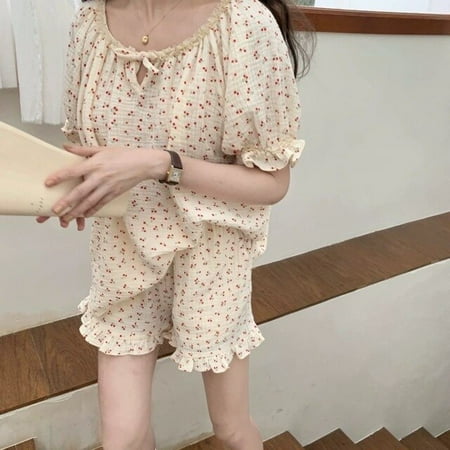 

CoCopeaunt 100% Cotton Crepe 3 Colors Pajamas Women New Spring Summer Love Print Homewear Set Simple Fresh Two Piece Female Home Suits
