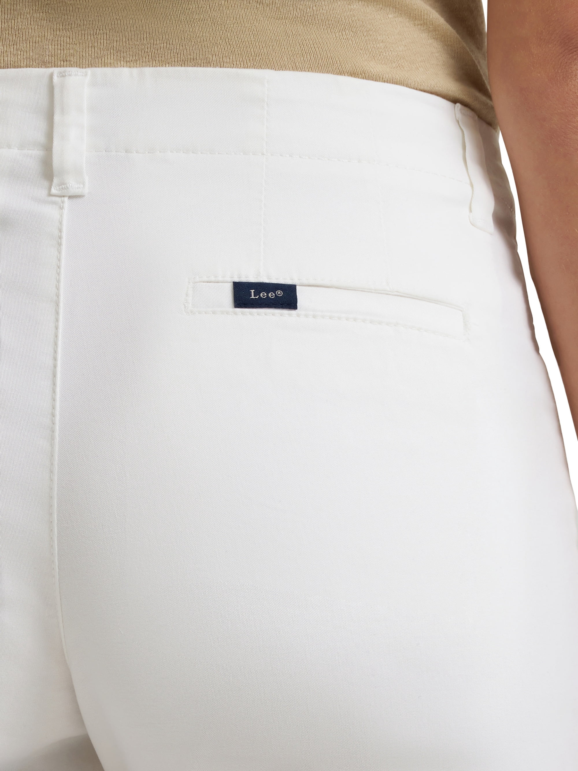 Lee® Women's Legendary Chino 7" Walkshort