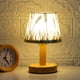 thumbnail image 1 of Lámpara de escritorio con control remoto USB decorativa nórdica, lámpara de noche LED para dormitorio, estudio, casa de familia, ahorro de energía, carga creativa, 1 of 4