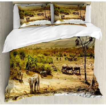 Giraffe Duvet Cover Set King Size, South African Safari Wildlife Animals on Deserted Nature Sunset Scenery Photo Print, Decorative 3 Piece Bedding Set with 2 Pillow Shams, Multicolor, by Ambesonne
