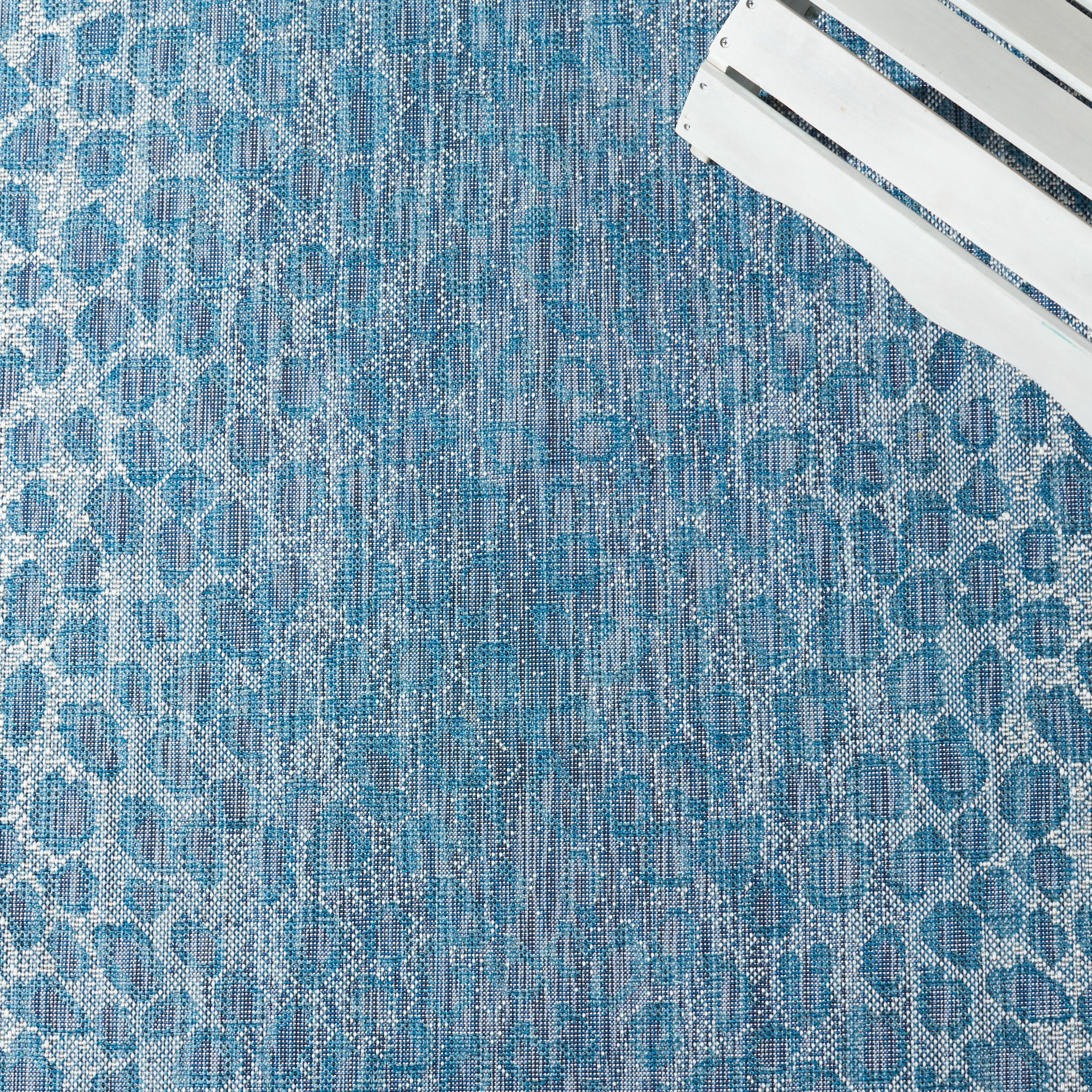 Safavieh Courtyard Regent Animal Indoor/Outdoor Area Rug, Blue/Ivory, 6'7" x 6'7" Square