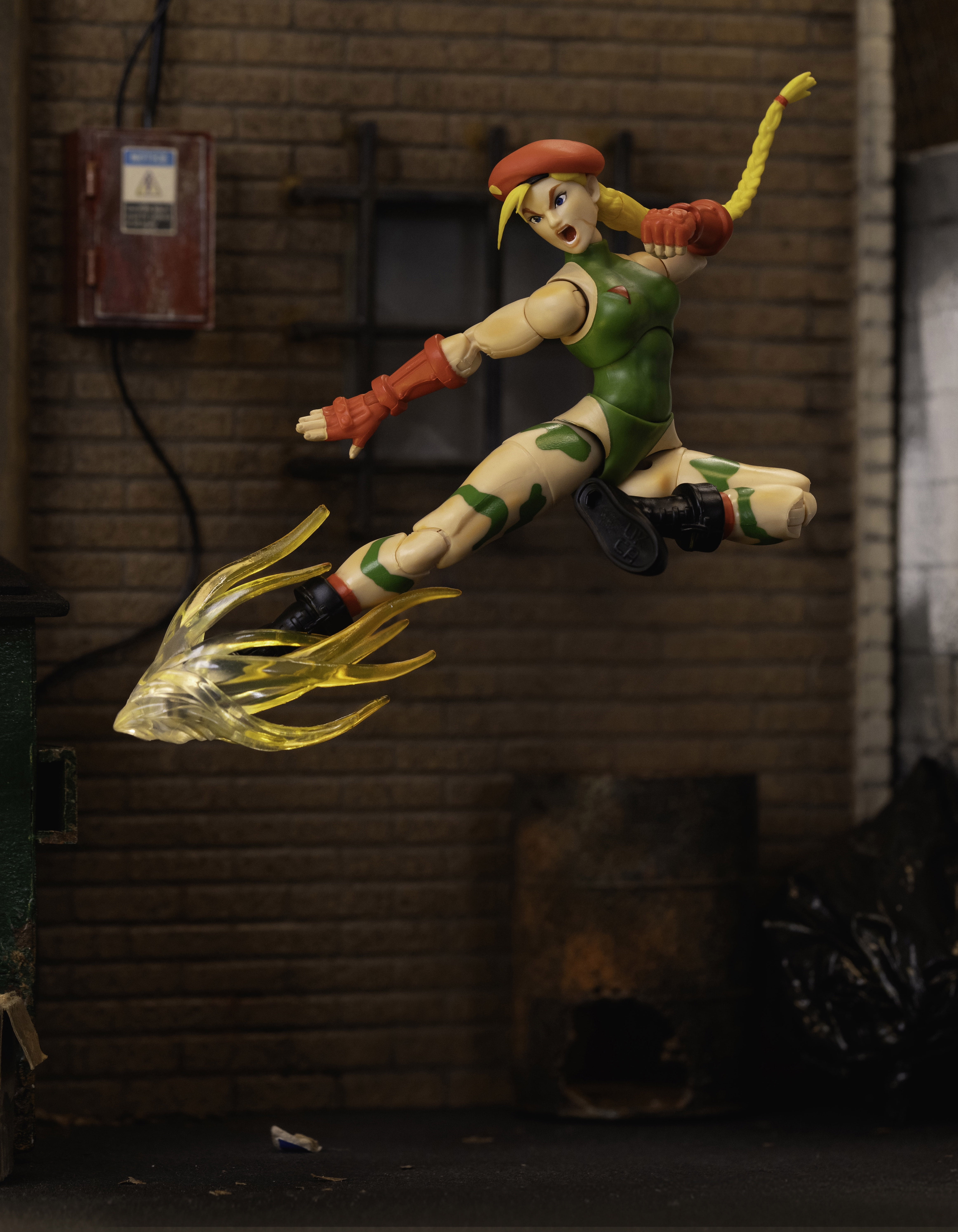 Jada Toys Street Fighter II Cammy Action Figure - 1:12 Scale Collectible, Includes Interchangeable Heads, Hands, and Accessories , Ages 13+