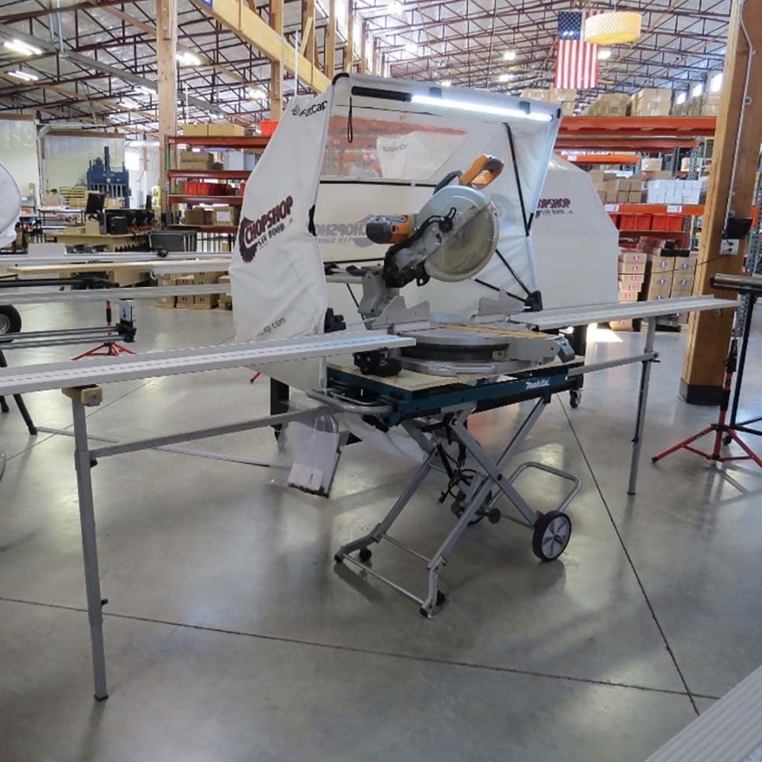 FastCap ChopShop 31 x 44 x 32 Inch Folding Waterproof Miter Saw Hood Cover White