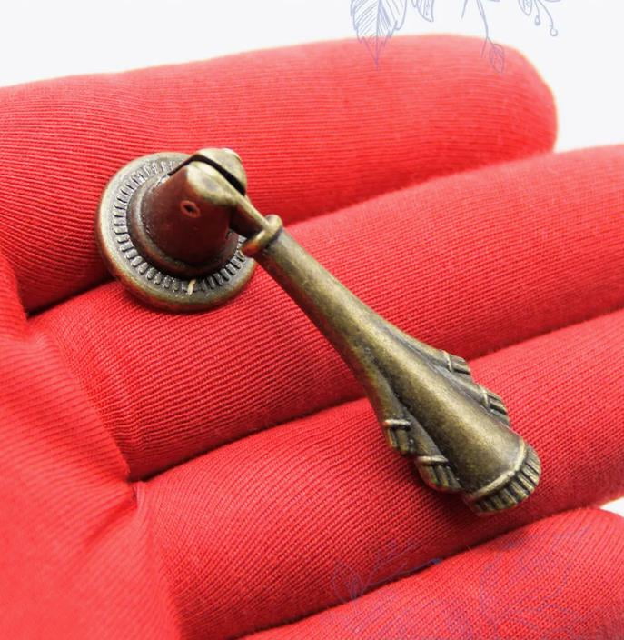 Antique Finish 4pcs Vintage Bronze Zinc Alloy Cabinet Handles - Ornate Design Polished Metal Knobs for Dressers, Wardrobes & Kitchen Cupboards