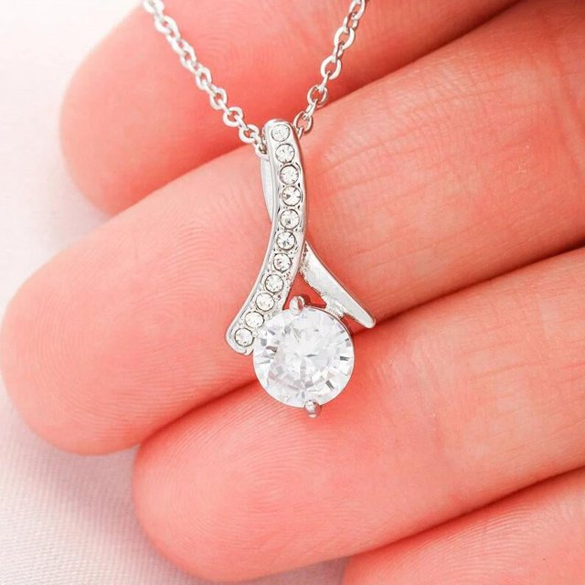 Collar con colgante de circonita con microincrustaciones en forma de espiga simple europeo y americano, cadena de clavícula a juego a la moda, joyería para mujer