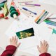 thumbnail image 5 of Juego de tarjetas navideñas - Paquete de tarjetas navideñas con hojas doradas - Diferentes diseños para un fácil almacenamiento - Tarjetas de felicitación sueltas de Año Nuevo, 5 of 5