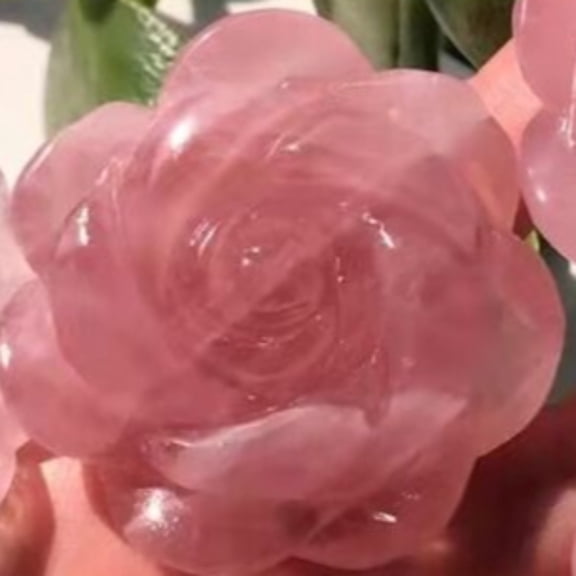 1PC Natural Pink Rose Quartz Carved Rose Crystal Healing Stone Reiki Energy Spiritual Decor