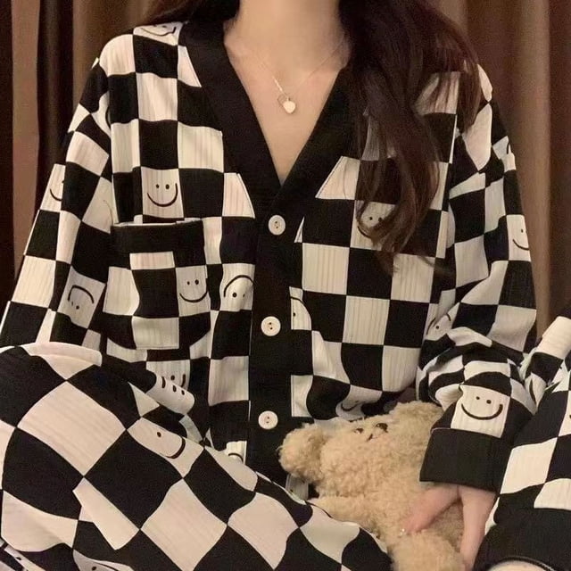Pijamas de primavera y otoño para mujer, cárdigan de algodón de imitación con cuello en V, pantalones de manga larga, conjunto de ropa holgada para el hogar con dibujos animados