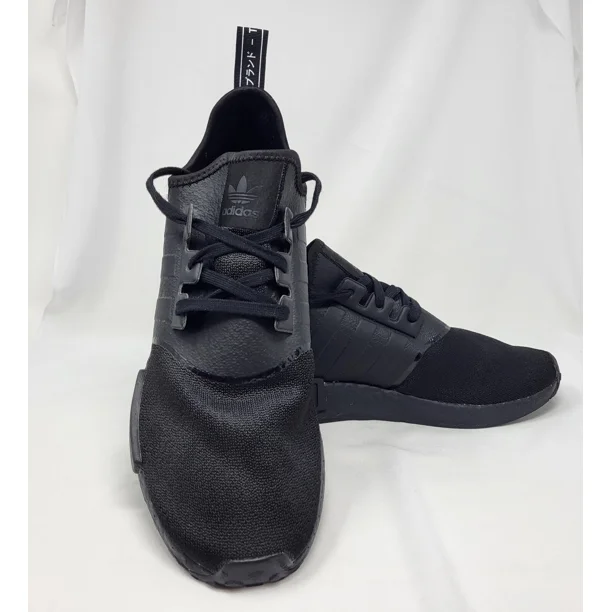Adi - das Men's Boost Black on Black Sneakers Size 13 SHW 675001