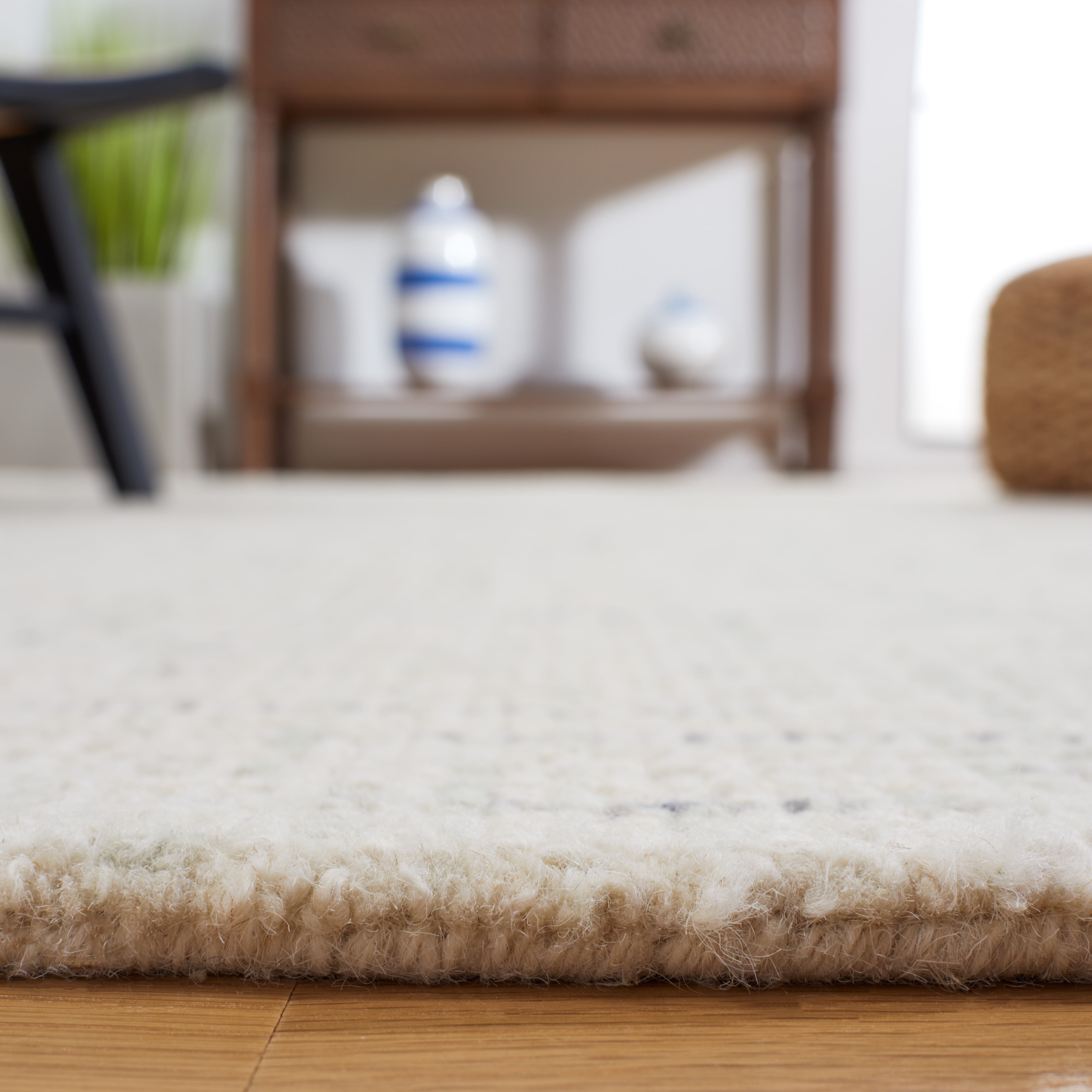 Safavieh Abstract Delia Distressed Wool Area Rug, Ivory/Light Gray, 9' x 12'