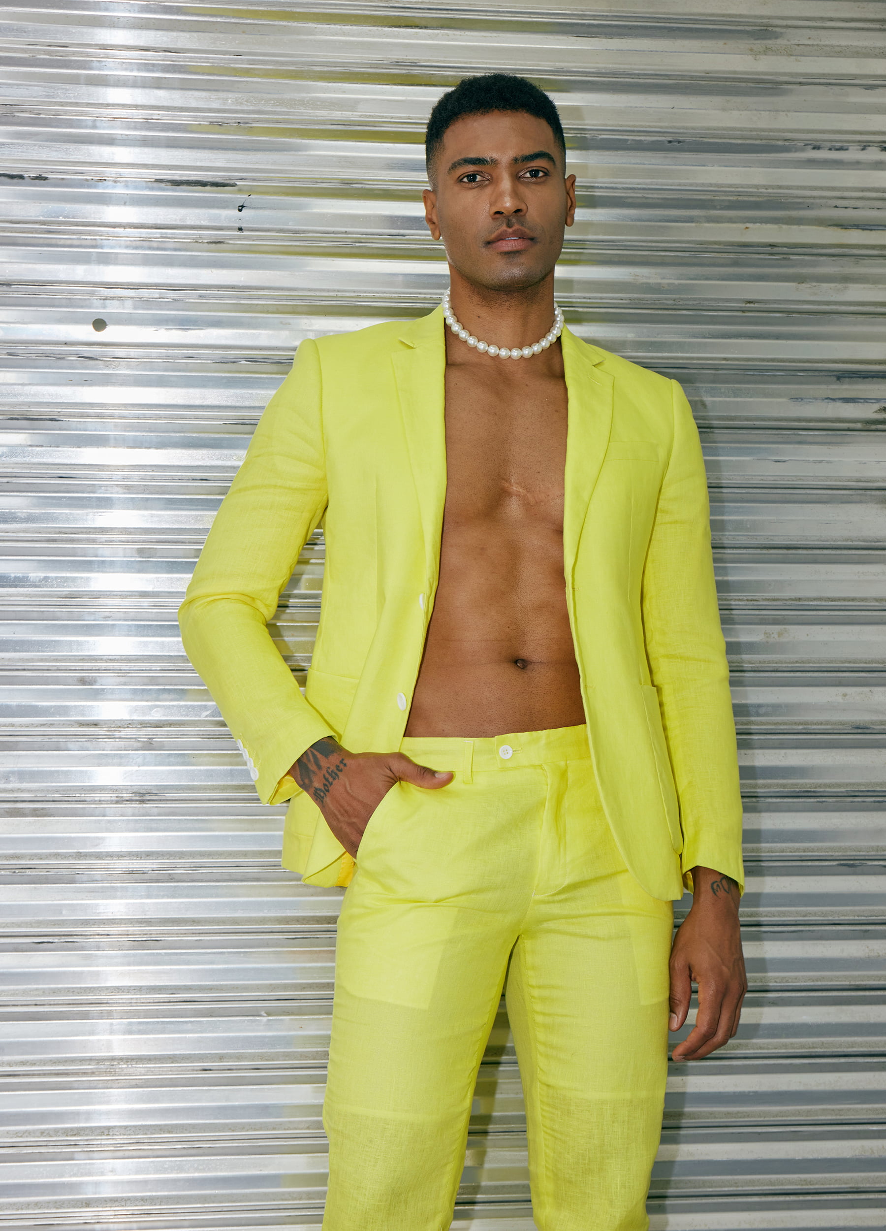 Double breasted yellow suit with black buttons: Jacket and Pants - C2090