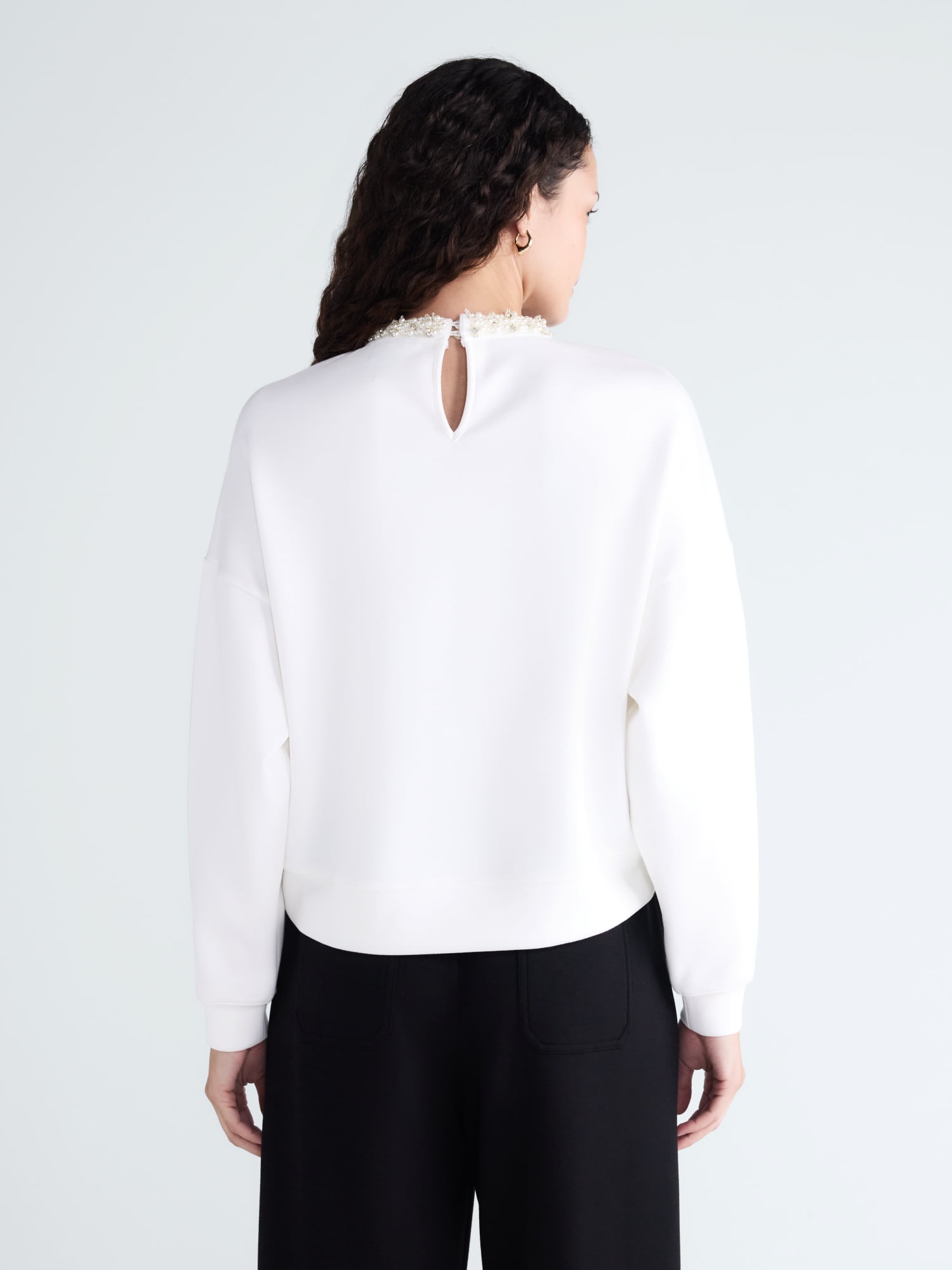 Scoop Women's and Women's Plus Scubaknit Pearl Embellished Sweatshirt, Sizes XS-4X