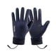 thumbnail image 2 of Guantes con calefacción y control de temperatura por USB, perfectos para el invierno, que proporcionan calidez y protección contra el frío., 2 of 7