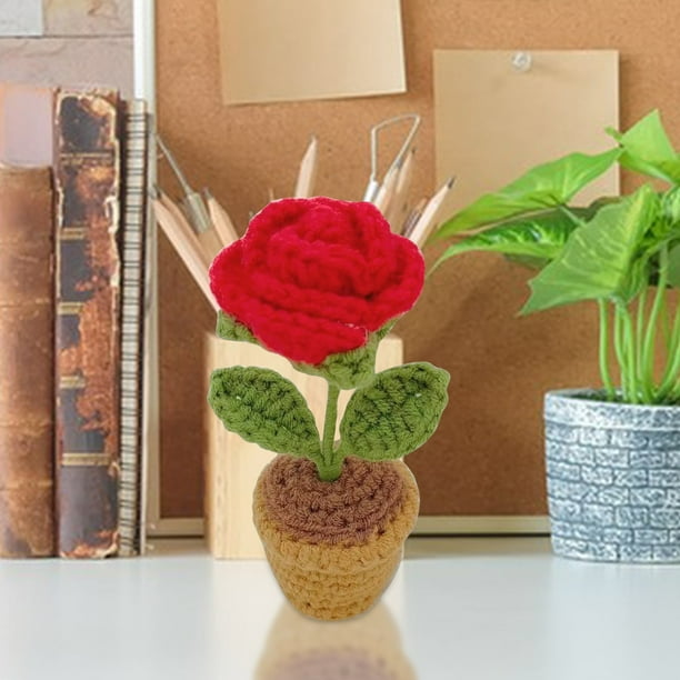 Decoración de maceta con flores tejidas a mano | Rosa de ganchillo tejida en fibra de poliéster | Mini decoración para el salpicadero, la oficina o el hogar | Planta artificial sin mantenimiento
