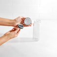 thumbnail image 4 of OXO Good Grips - Juego de dispensadores de vidrio de precisi&oacute;n OXO NA, 4 of 13