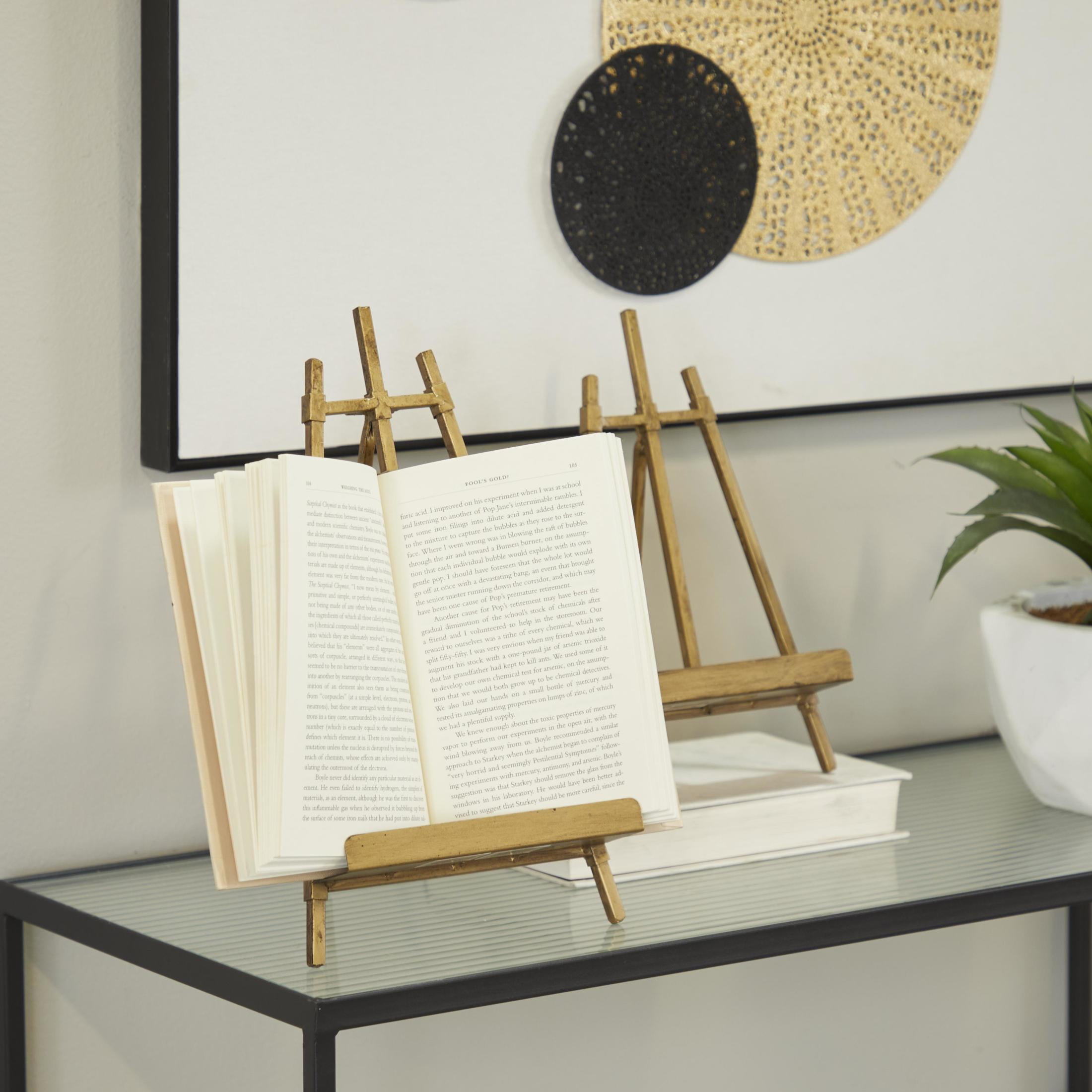 DecMode 13", 11"H Gold Metal Tabletop Triangle Easel with Foldable Stand, 2-Pieces