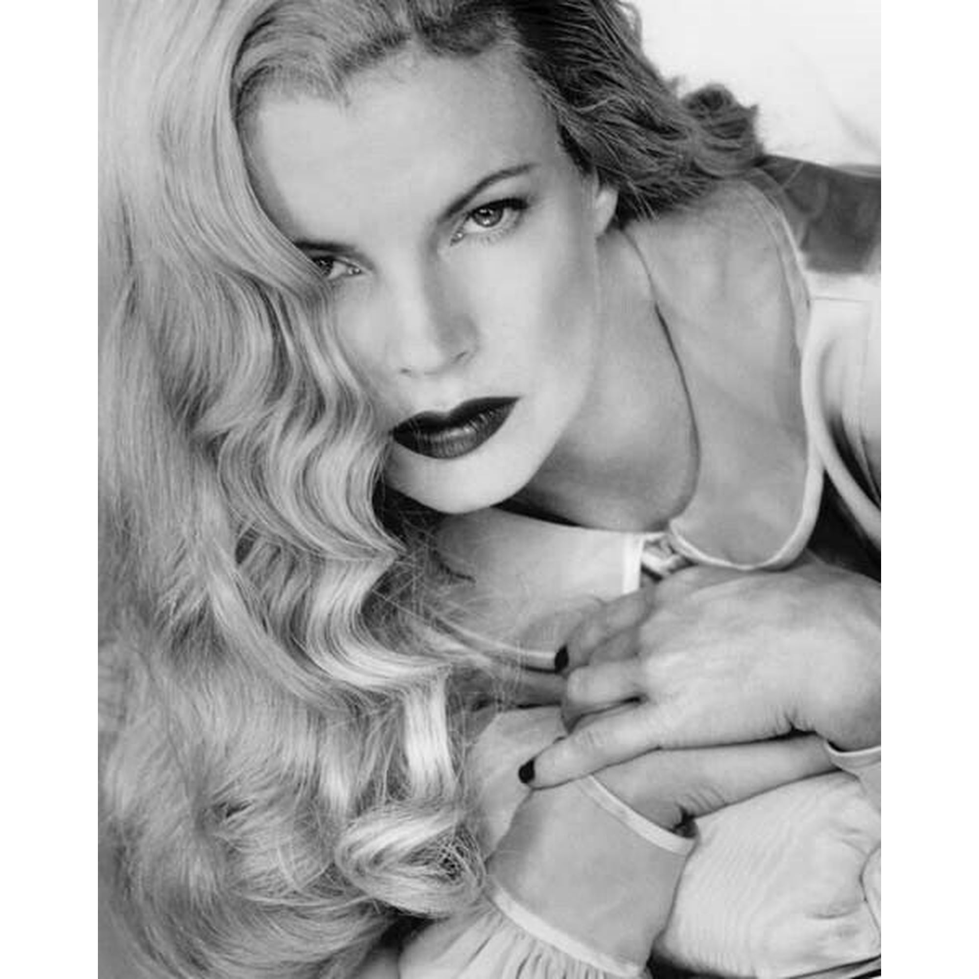 Kim Basinger beautiful studio portrait 1997 L.A. Confidential movie poster