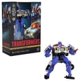 thumbnail image 1 of Figura de acción Hasbro Transformers La era de los Primes: Autobot Red Alert, 1 of 5