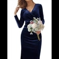 thumbnail image 3 of Vestido Elegante de Terciopelo para Mujer, con Escote en V Profundo, Cruzado A la Cadera, Liso, de Larga, para Fiesta de Noche, Cóctel o Graduación Azul Oscuro XL, 3 of 9