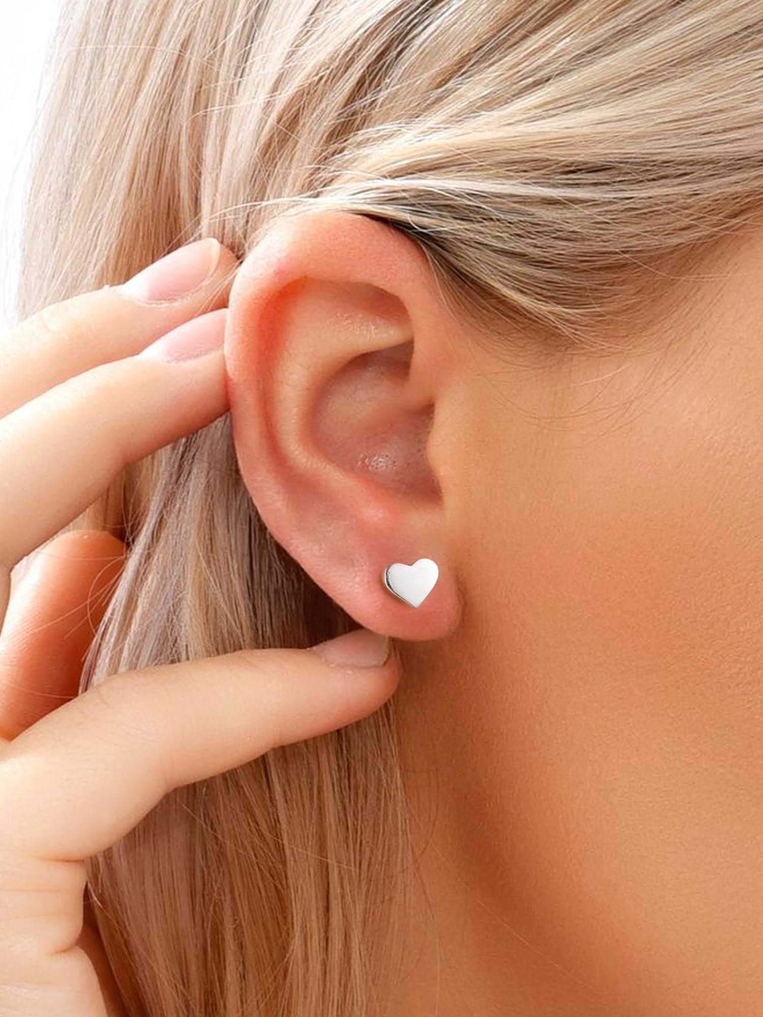 ChicSilver Valentine Day Gifts for Her Sterling Silver Heart Earrings Hypoallergenic Cute Tiny Stud Jewelry Birthday Gifts for Women Mom Girlfriend Wife