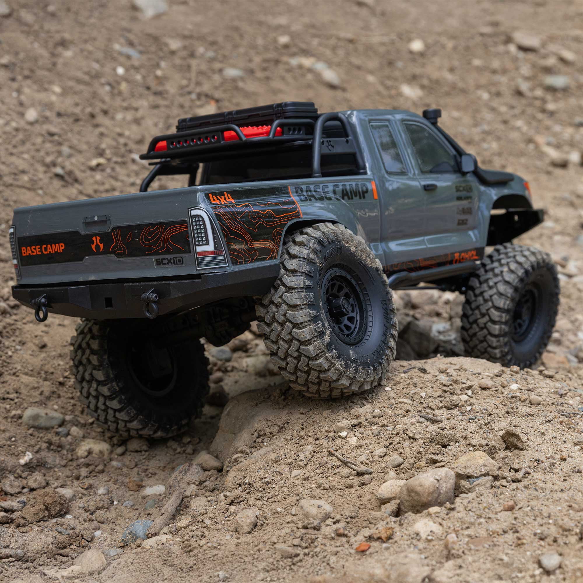 Axial 1/10 SCX10 III Base Camp 4X4 RTR Brushed Rock Crawler Gray AXI-1375T2