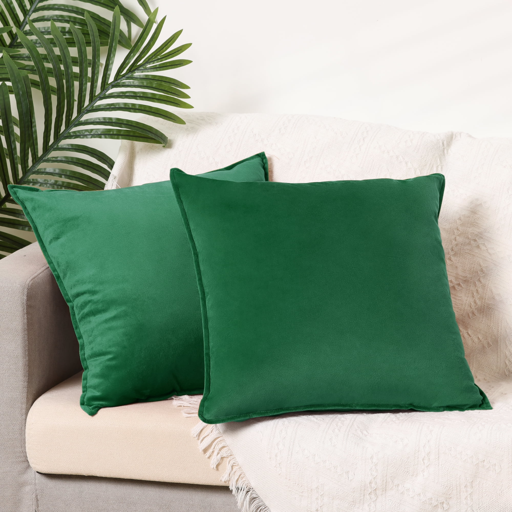 Unique Bargains Velvet Solid Throw Pillow Covers Decorative Cushion Covers (2 Count) Green 16" x 16"