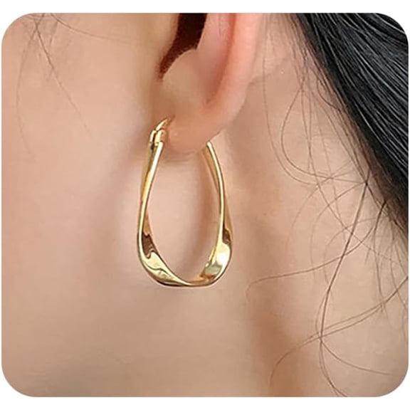 Mobius Post Hoop Earring for Women Dainty Minimalist Aesthetic Geometric Twist Earring Lightweight Polished Plain Hoop Earrings Statement Jewelry Gifts