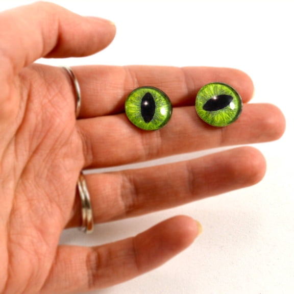 Dark Lime Green Cat Glass Eyes