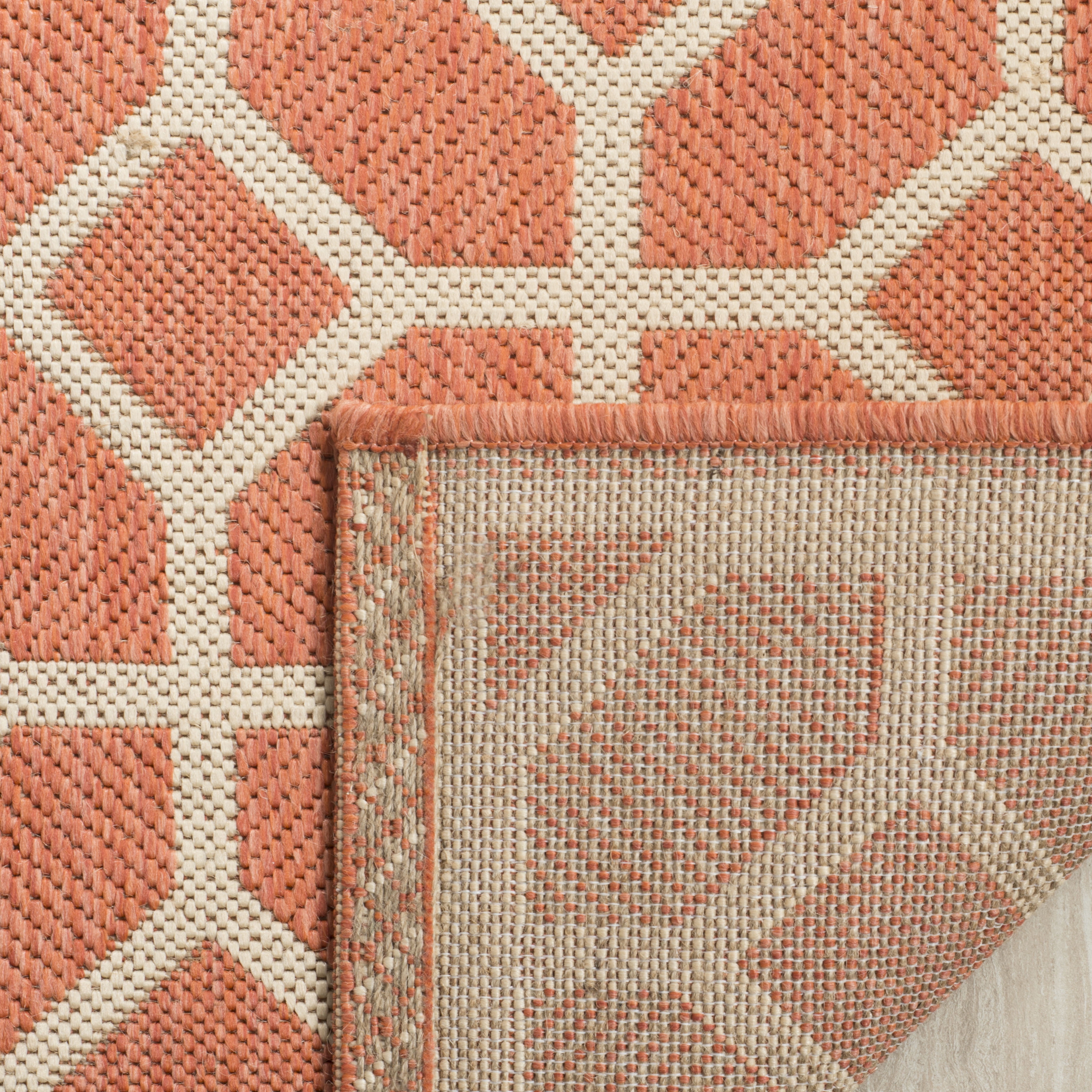 Safavieh Linden Joey Geometric Indoor/Outdoor Area Rug, Rust/Creme, 4' x 6'