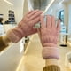 thumbnail image 3 of Guantes de invierno gruesos, cálidos e impermeables para mujer, de terciopelo, para otoño e invierno, resistentes al viento y al frío, bonitos guantes de esquí para montar a caballo, 3 of 6