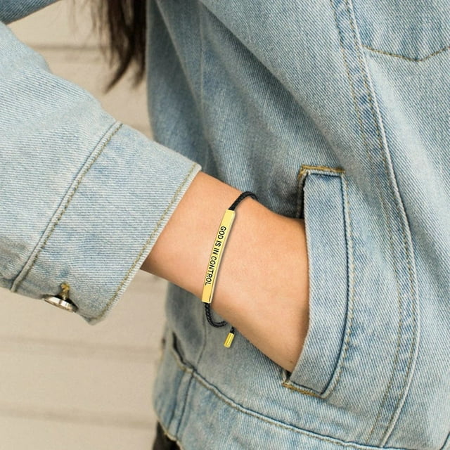 Bracelet « God Is In Control » Inspirant en Acier Inoxydable avec Design Tressé Ajustable pour un Usage Quotidien et la Motivation