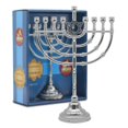 thumbnail image 3 of Vela Menorah Ner Mitzvah plateada para Janucá de 23 cm de altura, 3 of 7