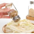 thumbnail image 3 of Juego de Saleros y Pimenteros de Vidrio con Agujeros 2 Piezas, Dispensador de Especias para Sal de Mesa y Pimienta, Saleros y Pimenteros de Vidrio con Tapa Diseño Recargable, 3 of 4