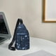 thumbnail image 4 of Mochila de pecho portátil, bolsa cruzada para auriculares, bolsa de viaje de hombro para hombre, estilo moderno, ajustable, material de cuero, para oficina, bolsa de deporte, uso diario,, 4 of 6