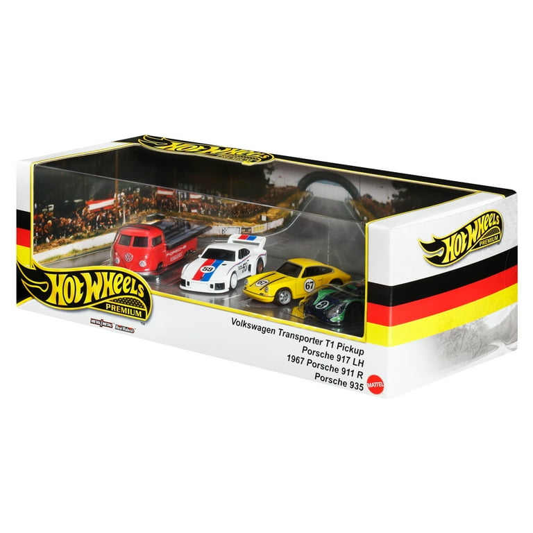 Hot Wheels Premium Collector Display Set, 3 Die-Cast Cars, 1 Team