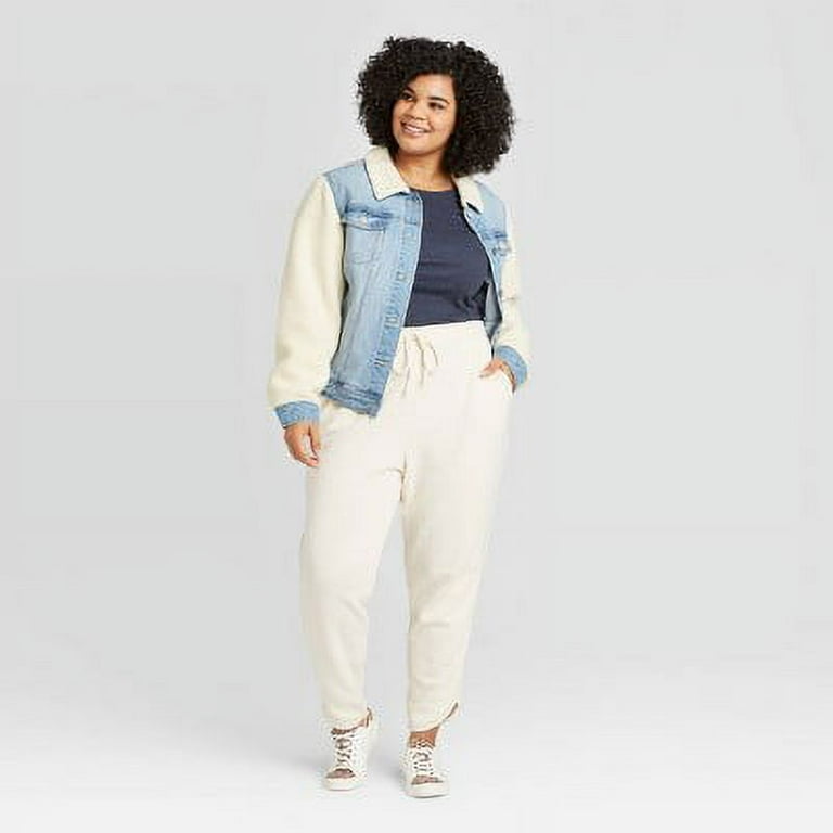 Universal Thread Women s Plus Size Mid Rise Dolphin Hem Skinny