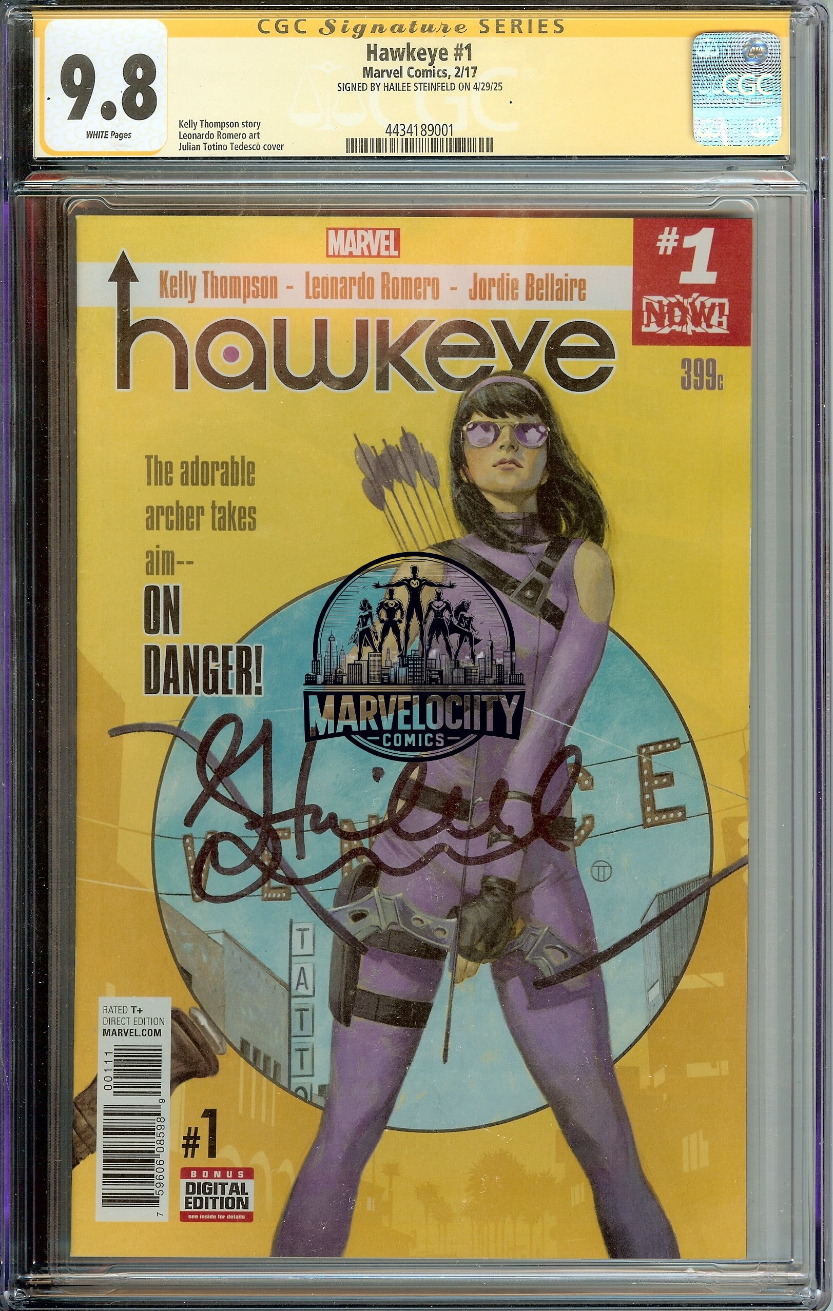 🔥 Hawkeye #1 Kate Bishop 1st Solo Issue Signed by Hailee Steinfeld Signed CGC 9.8 🔥
