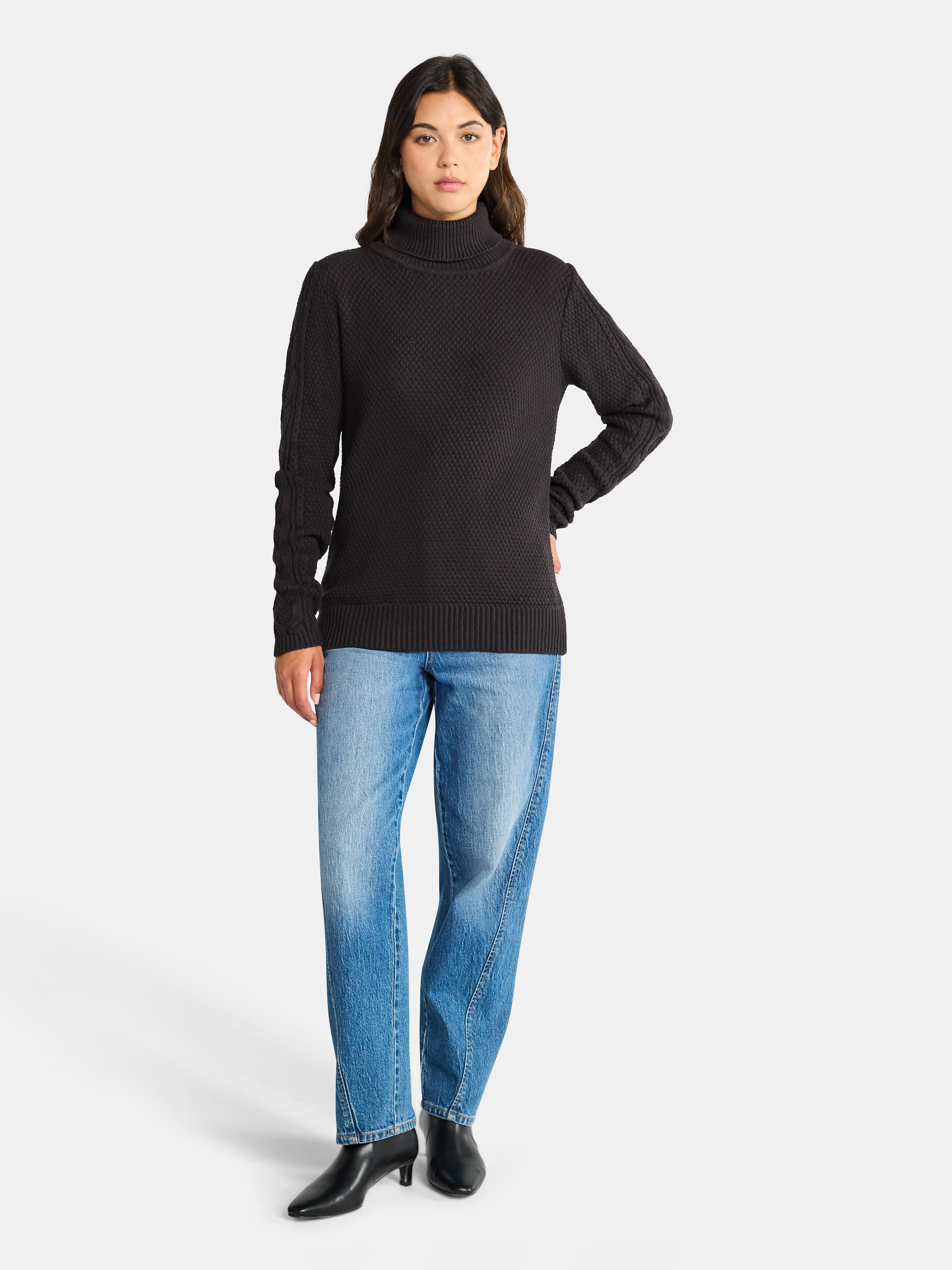 Time and Tru Women’s and Women’s Plus Turtleneck Sweater with Cable Sleeves, Midweight, Sizes XS-4X