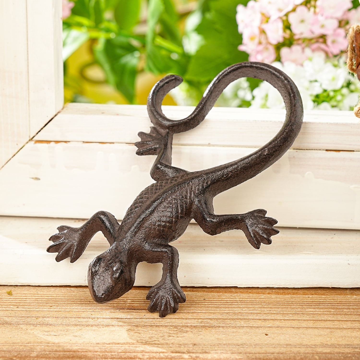 Sungmor Cast Iron Lizard Statue,Vintage Outdoor Animal Collection Figurines,Home Office Shelf Decor,Garden Lawn Adorable Ornament,Vintage Brown Finish - Right Curly Tail