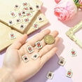 thumbnail image 4 of 1 caja de 24 amuletos de póker de 4 estilos, amuletos de naipes de aleación de esmalte dorado claro, rectángulos, picas, tréboles, diamantes, corazones, colgantes de cartas., 4 of 7