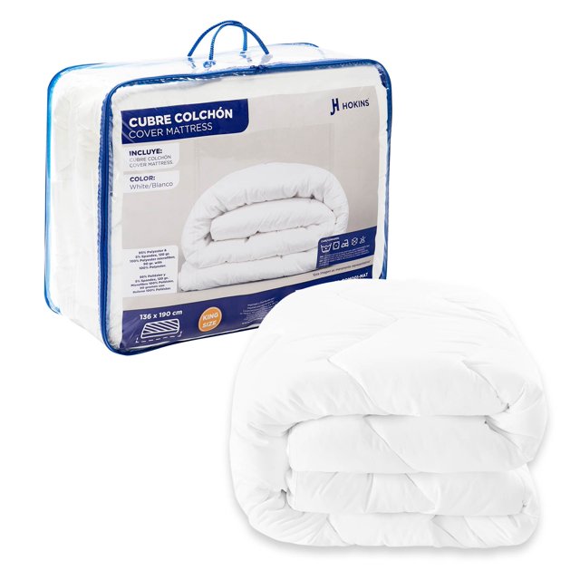 hokins | cubrecolchón premium | acolchonado 5cm (king size) Cubrecolchón acolchado blanco, embalado en funda transparente con asa y etiqueta azul; pieza doblada muestra 5 cm de acolchado con costuras cuadriculadas y acabado liso de algodón, apto para colchones king con elásticos de ajuste según empaque; también suele usarse para añadir confort extra en colchones de invitados o en camas de descanso temporal.