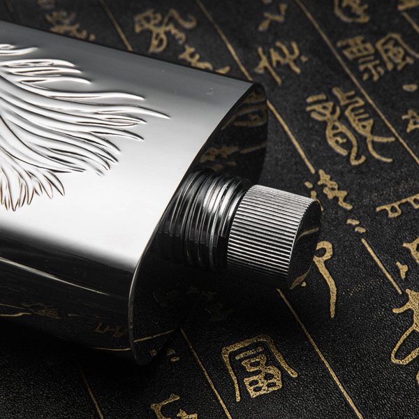 Relief Eagle Big Hip Flask Set Stainless Steel 304 Luxury Outdoor Drinkware