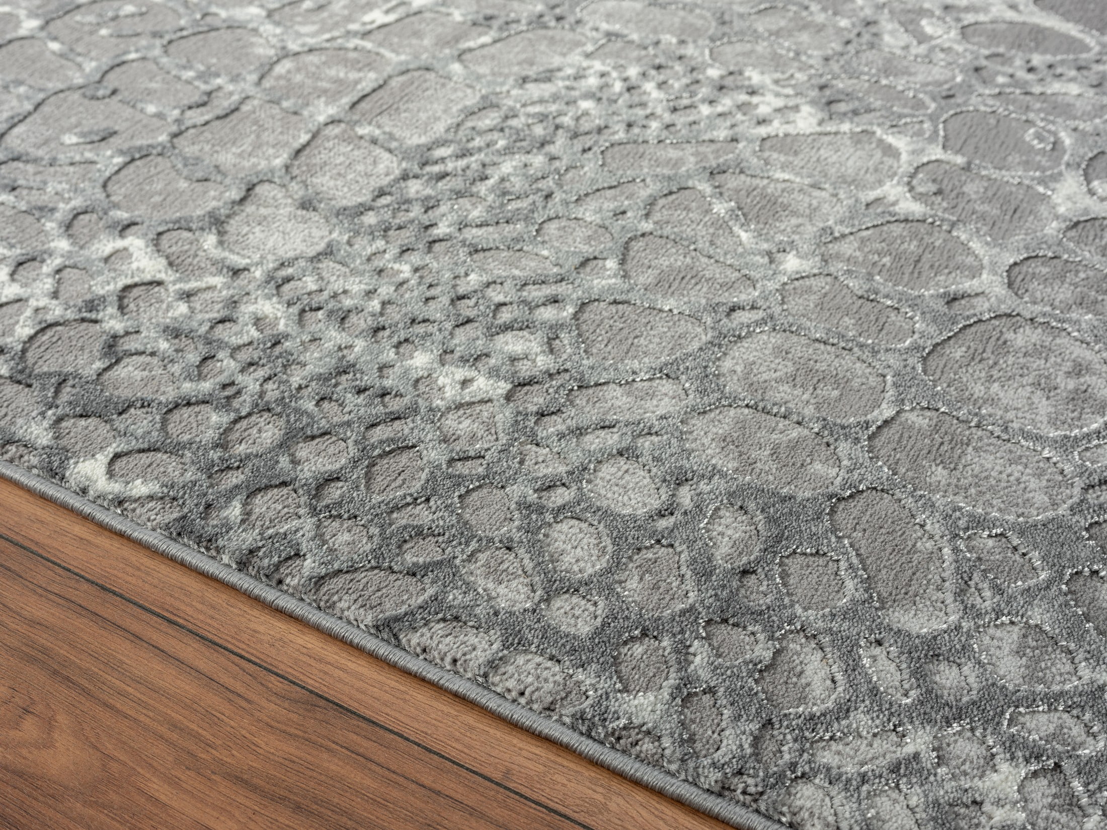 Royal Velvet Bayer Abstract Pebble Low Pile Indoor Area Rug, Grey, 5' x 7'