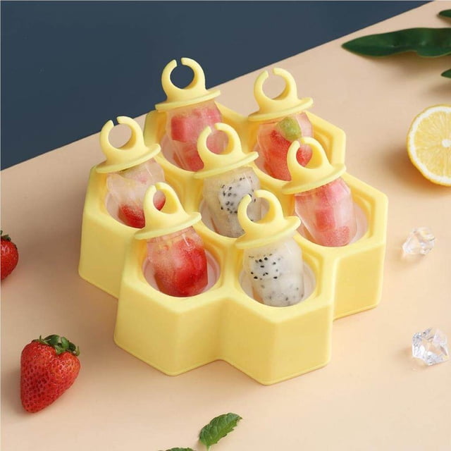 Inteprter Molde de hielo ligero y portátil de color amarillo limón, fabricante sin BPA, seguro para todos, elección para regalos Cocina y Comedor No.1