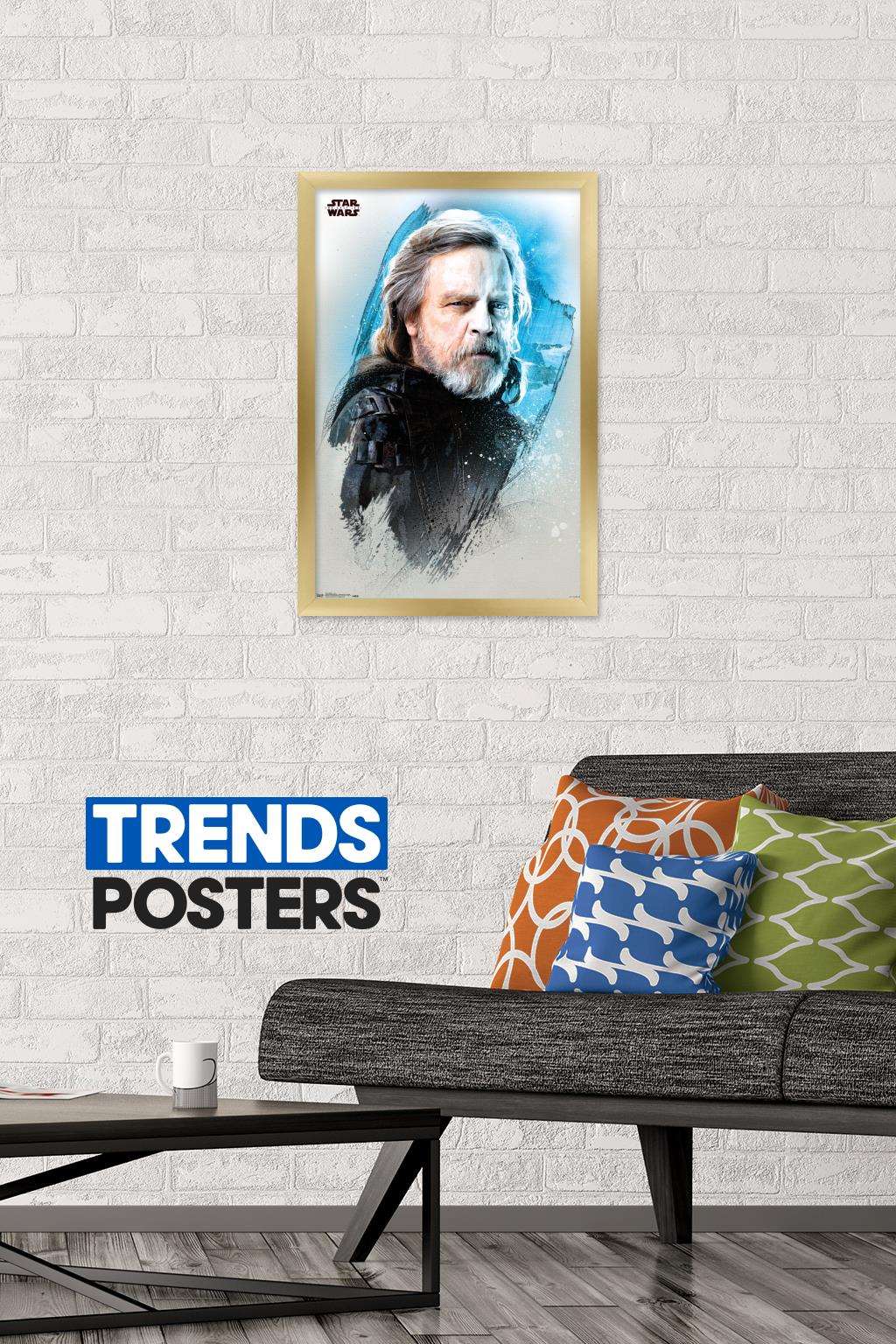 Star Wars: The Last Jedi - Luke Wall Poster, 14.725" x 22.375", Framed