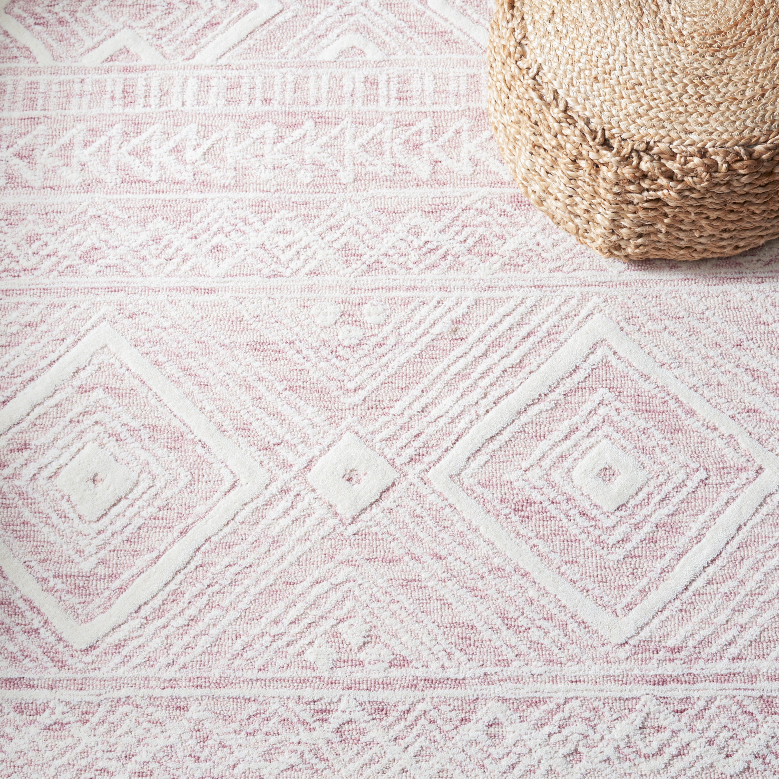 SAFAVIEH Metro Daria Medallion Area Rug, Dark Pink/Ivory, 3' x 5'