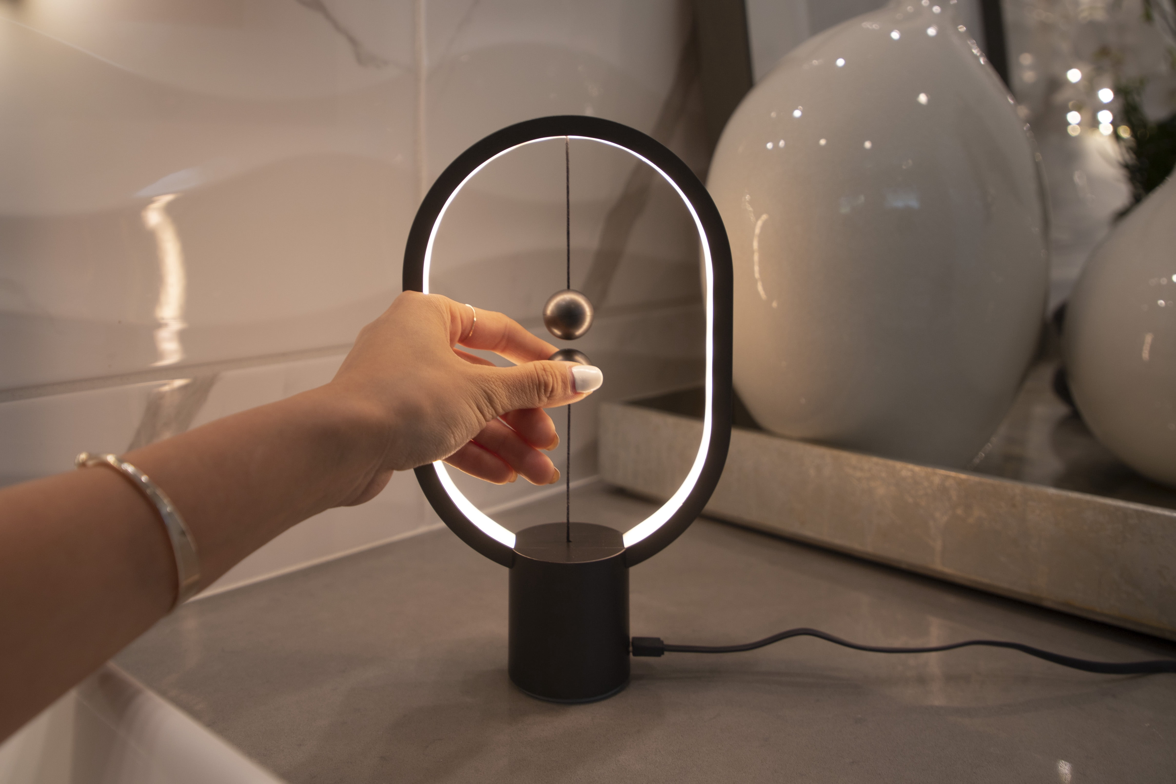 Heng Balance Lamp Ellipse Mini Plastic USB Chargeable, Dark Gray