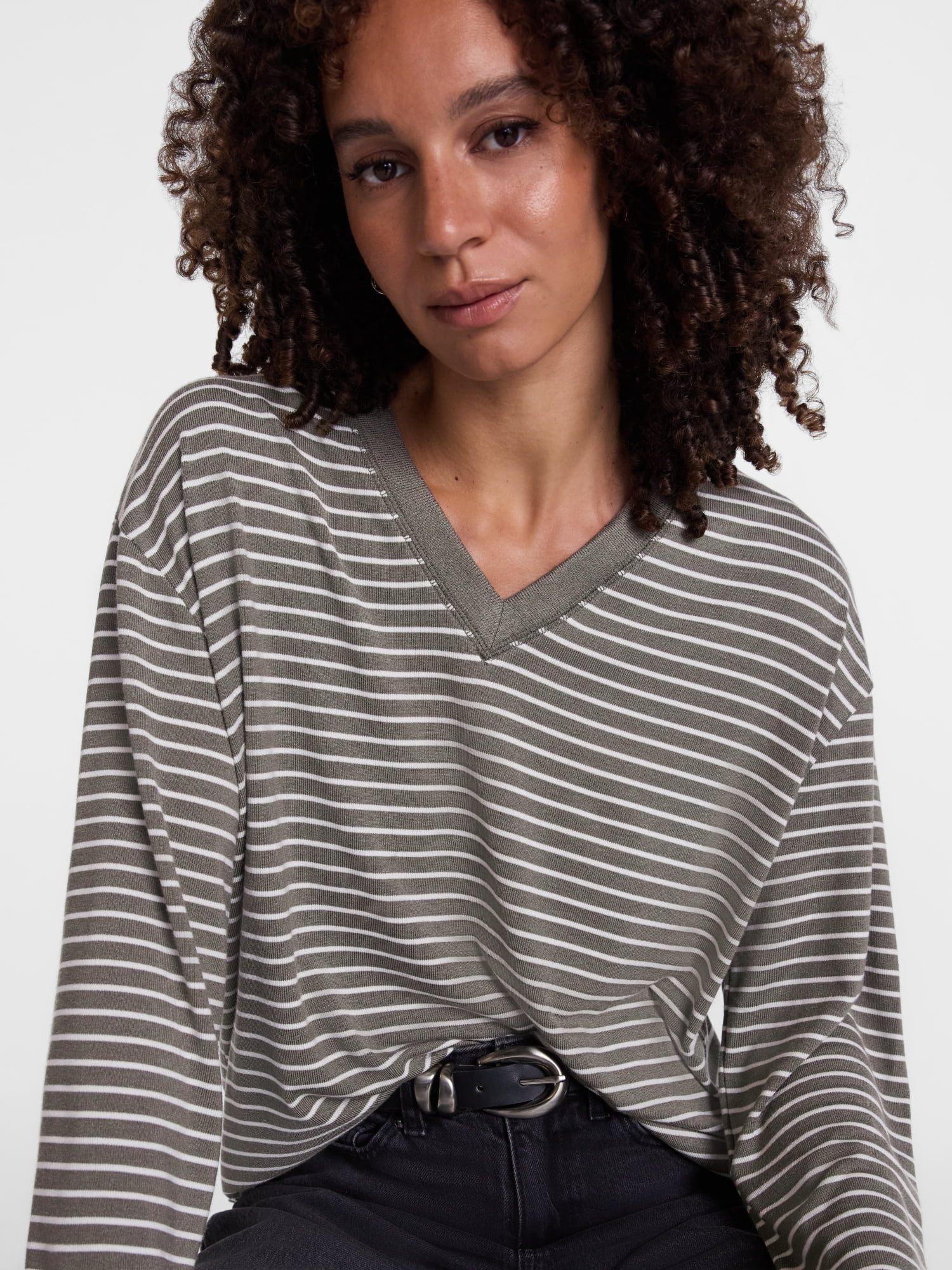 Scenario Women's and Women's Plus Relaxed Tee with Long Sleeves, Sizes XS-4X